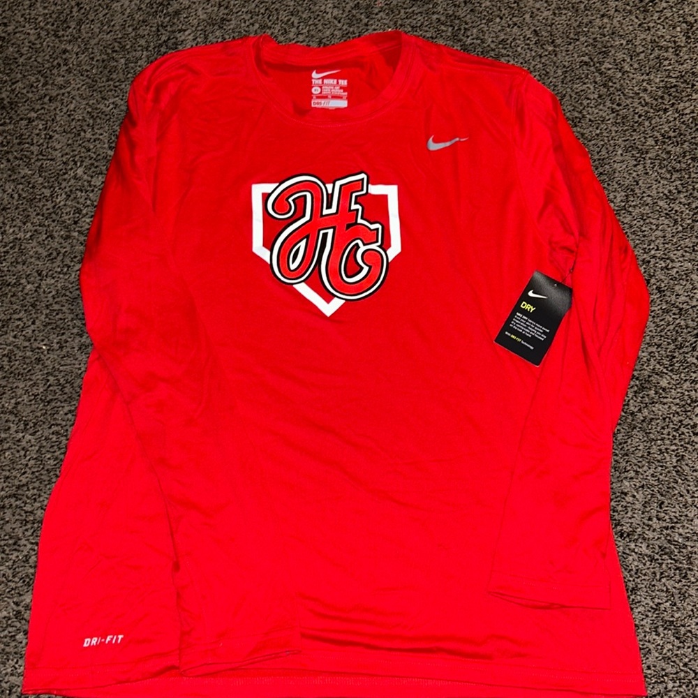Nike shirt nwt